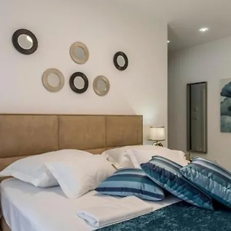Modern & Stylish With Private Pool * Tugare