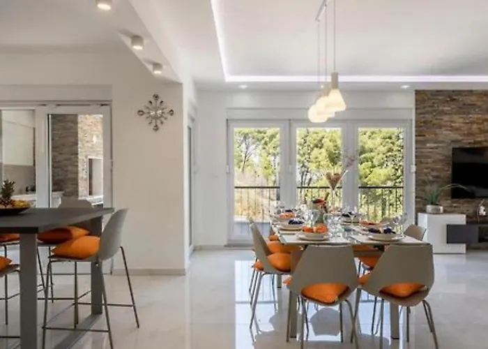 Villa Modern & Stylish With Private Pool